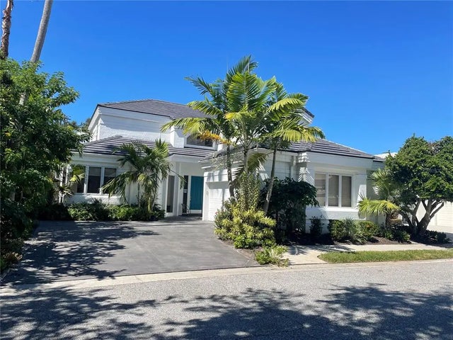 7782 Club Lane, SARASOTA