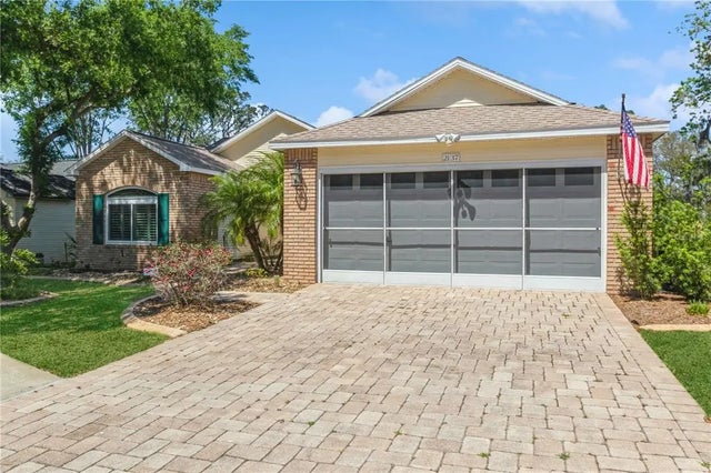 2137 Sherwood Forest Drive, ORANGE CITY