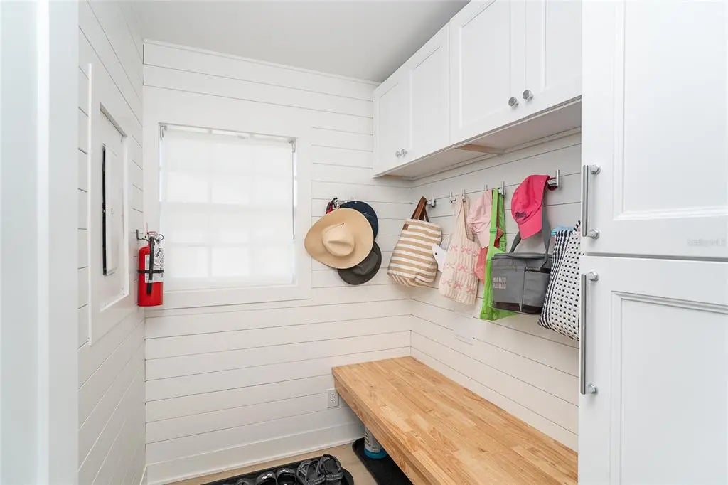 Gulf Shores Realty: 31 95c22137db9426fb895a577a85828815 l