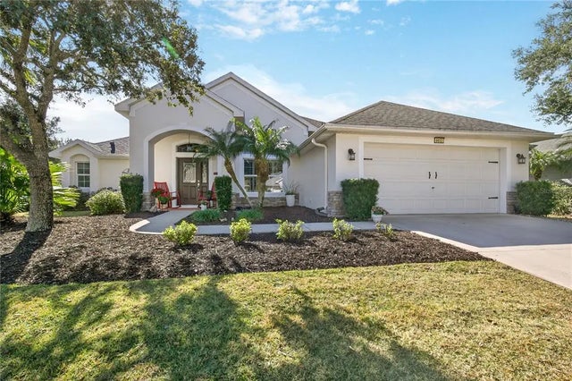 8052 Waterbury Way, MOUNT DORA