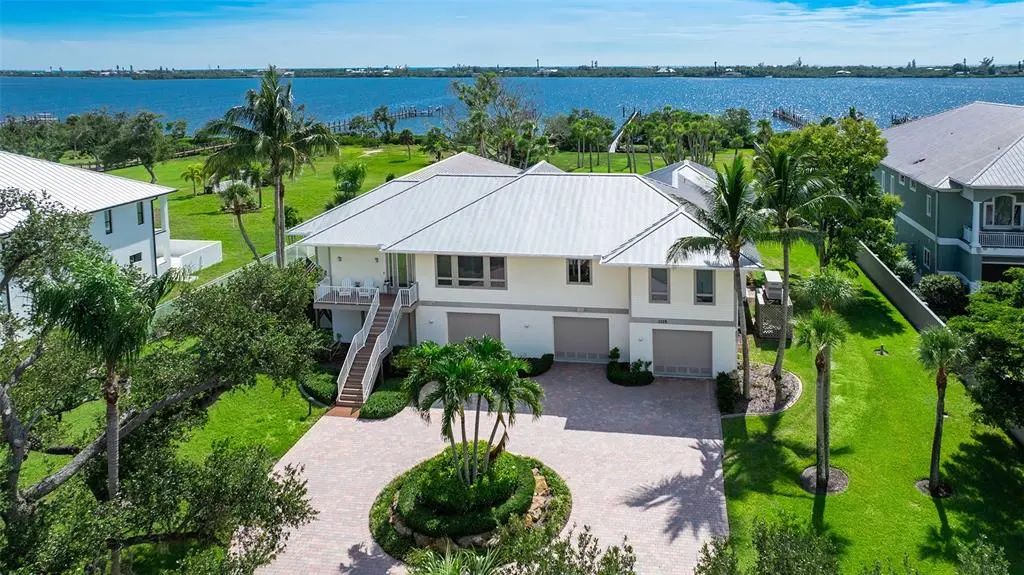 1115 Bayshore Drive, ENGLEWOOD