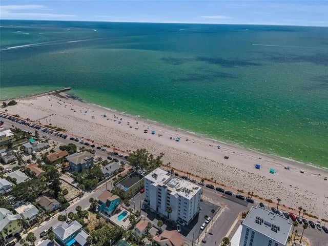 403 Gulf Way 403, ST PETE BEACH