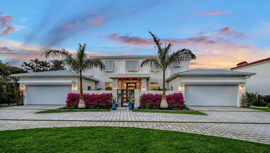 1521 S Lake Shore Drive, SARASOTA