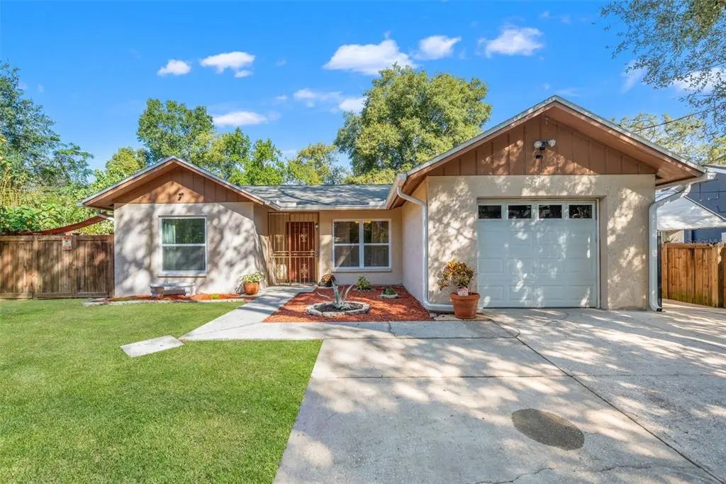 1025 W Rambla Street, TAMPA