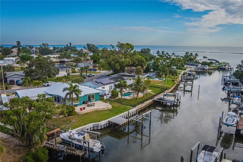 510 Lewis Boulevard Se, ST PETERSBURG