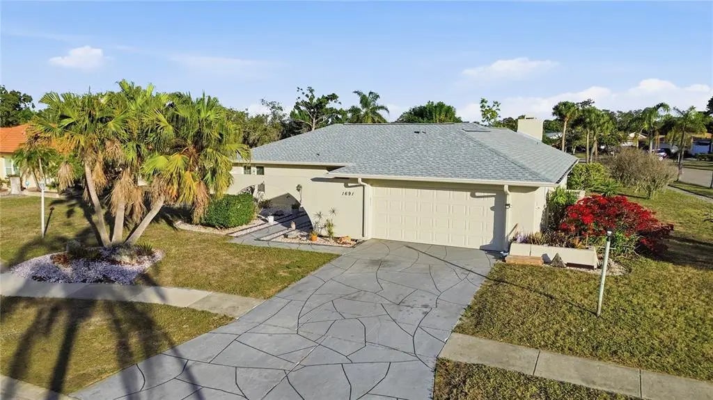1691 Fleetwood Drive, SARASOTA