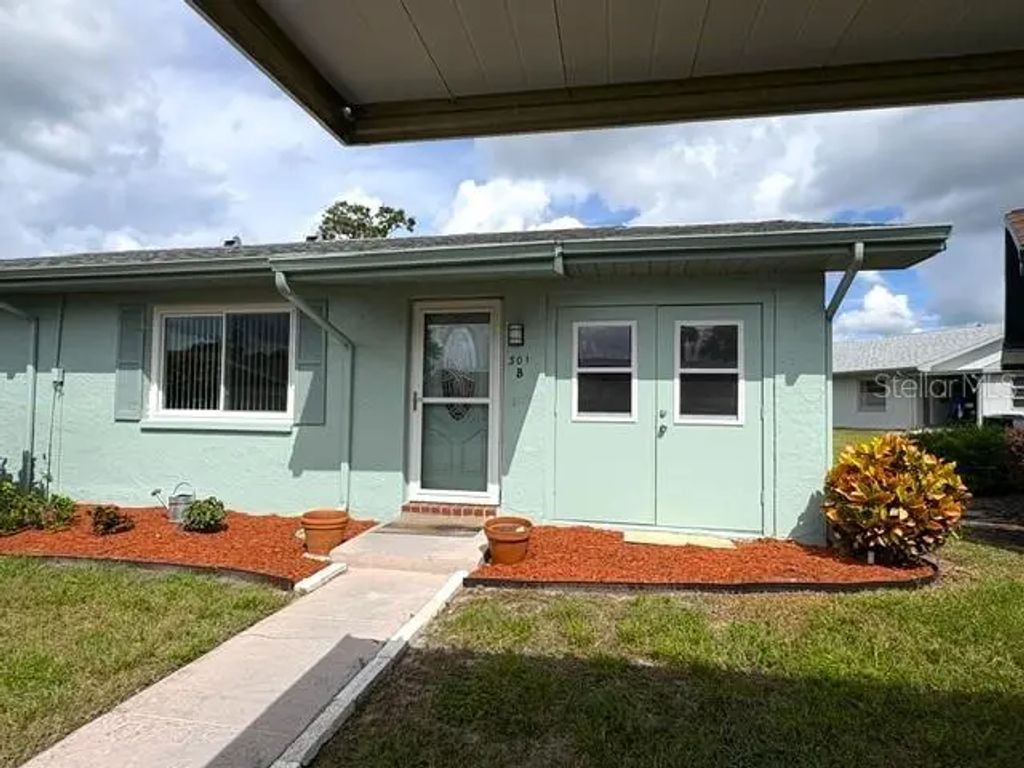 301 Friar Court B, SUN CITY CENTER