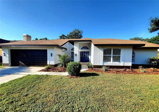 382 Waterford Circle E, TARPON SPRINGS