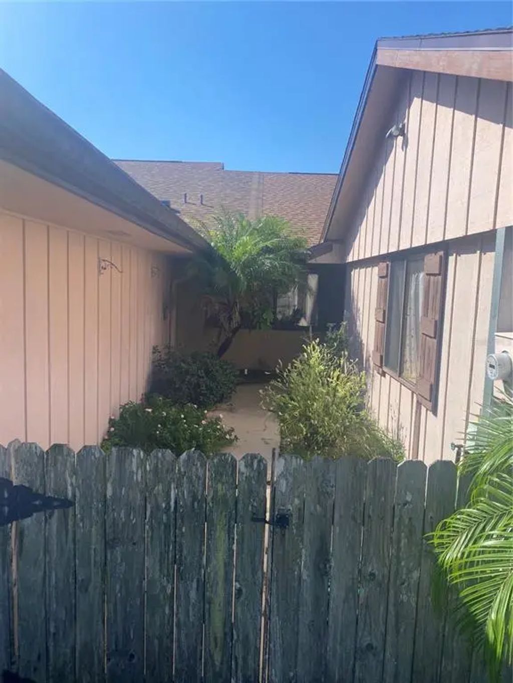 20 Andrea Drive, NEW SMYRNA BEACH