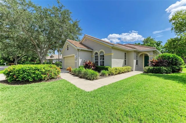 5815 Los Verdes Court, BRADENTON