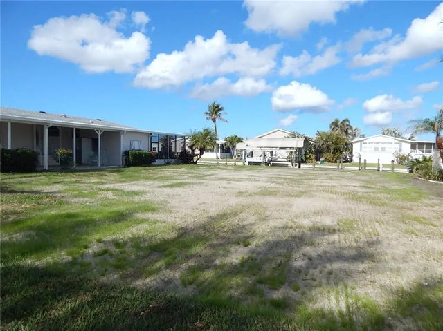 22 Rotterdam Drive, PUNTA GORDA