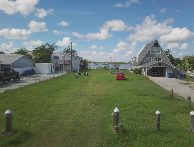 3322 W Shell Point Road B, RUSKIN