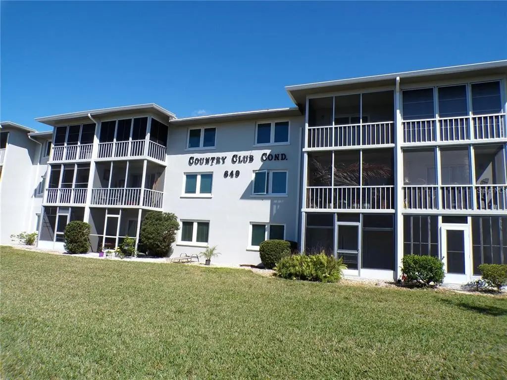649 S Tamiami Trail S 304, VENICE