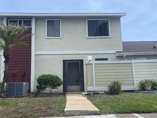 42 Pine Island Circle, KISSIMMEE
