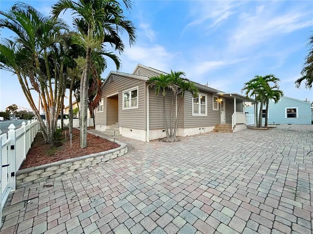 624 71st Avenue, ST PETE BEACH