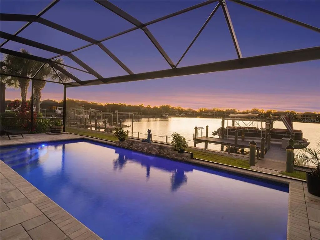 1018 Overlook Court, BRADENTON