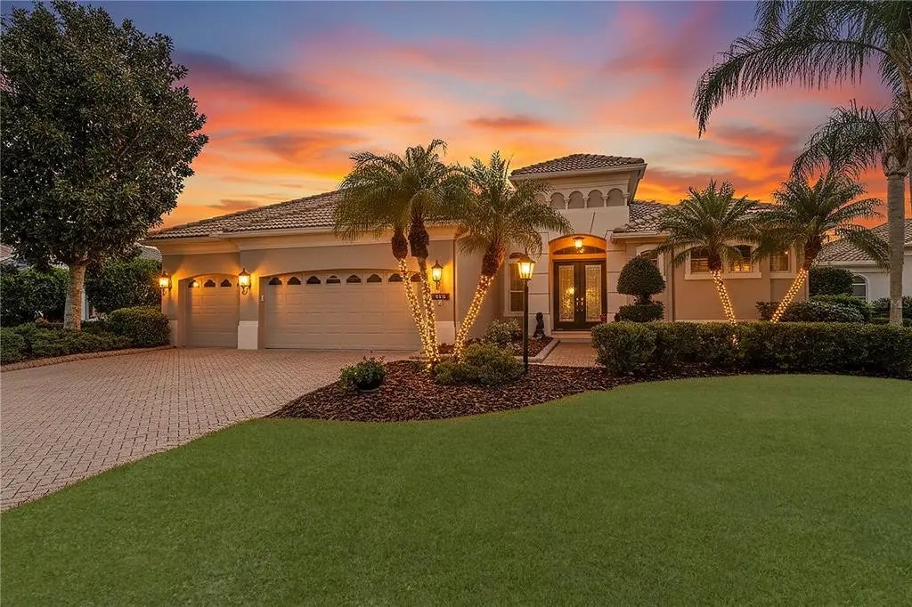 7012 Twin Hills Terrace, LAKEWOOD RANCH