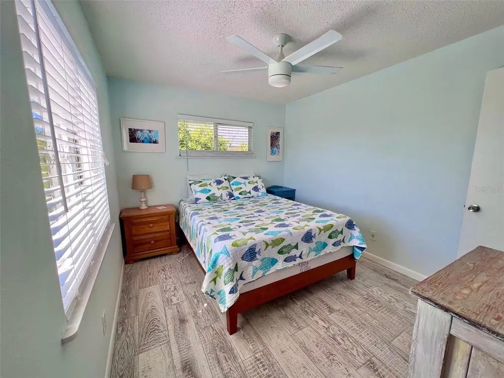 Gulf Shores Realty: 38 9ee91b6ad71201c8dd4a8aa92f2cb0c3 l