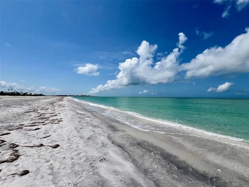 Gulf Shores Realty: 42 b71499c0daf3e2d78378f619bdb37449 l