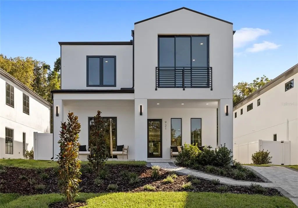 921 Lake Emerald Drive, ORLANDO