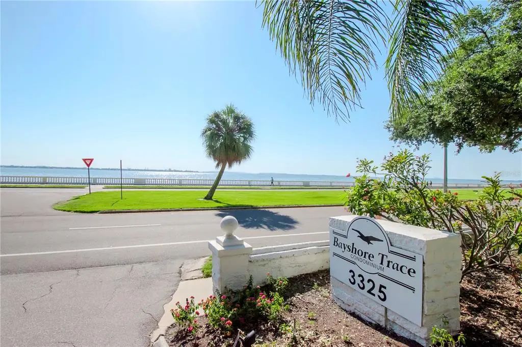 3325 Bayshore Boulevard D14, TAMPA