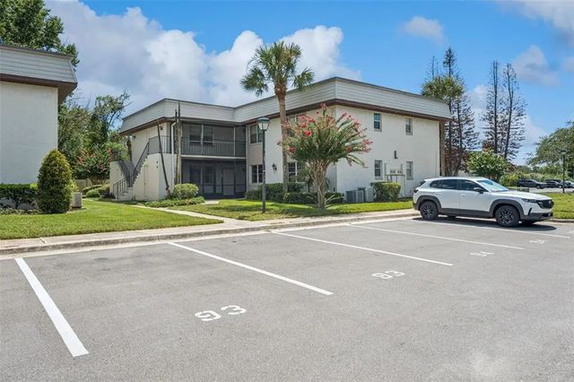 93 Windtree Lane 102, WINTER GARDEN