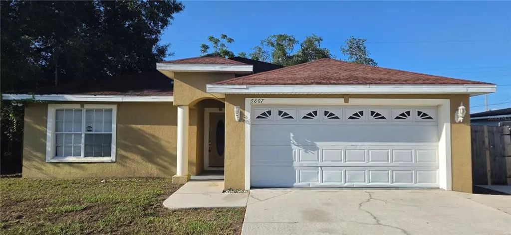 6807 E North Bay Street, TAMPA