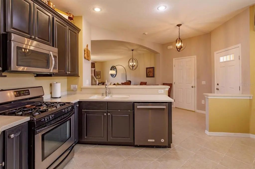 13 of 50 - 27239 White Plains Way, LEESBURG, FL