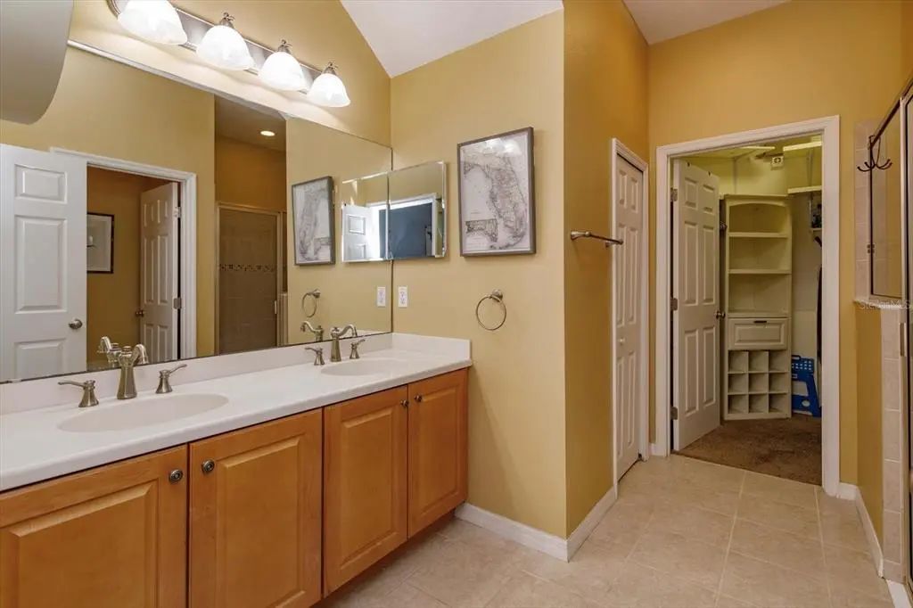15 of 50 - 27239 White Plains Way, LEESBURG, FL