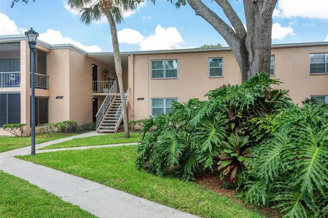 4718 Christa Court 314, TAMPA