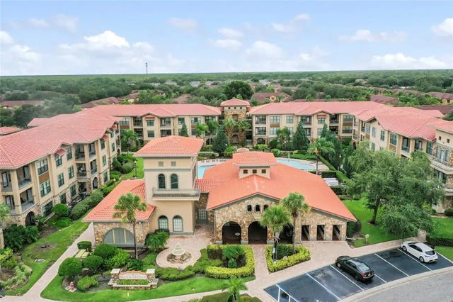 901 Charo Parkway 732, DAVENPORT