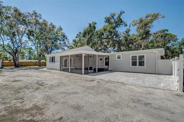 3030 Ashton Road, SARASOTA