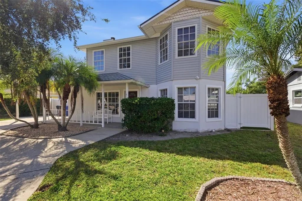 7904 N Woodlynne Avenue, TAMPA