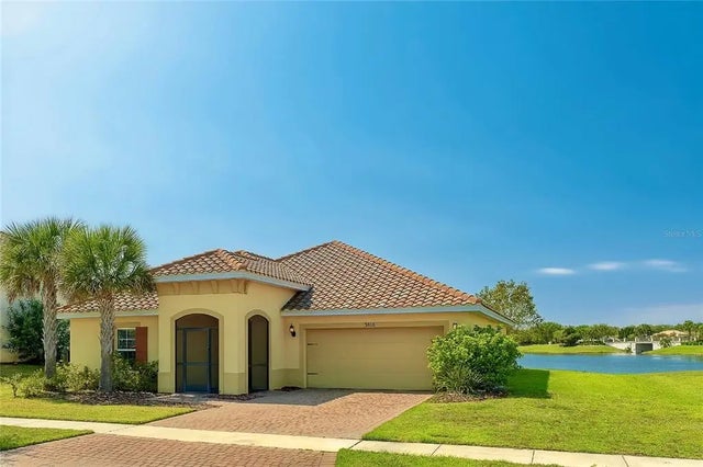 3818 Carrick Bend Drive, KISSIMMEE