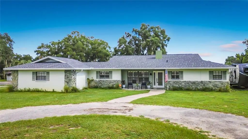 8801 E Cresco Lane, INVERNESS