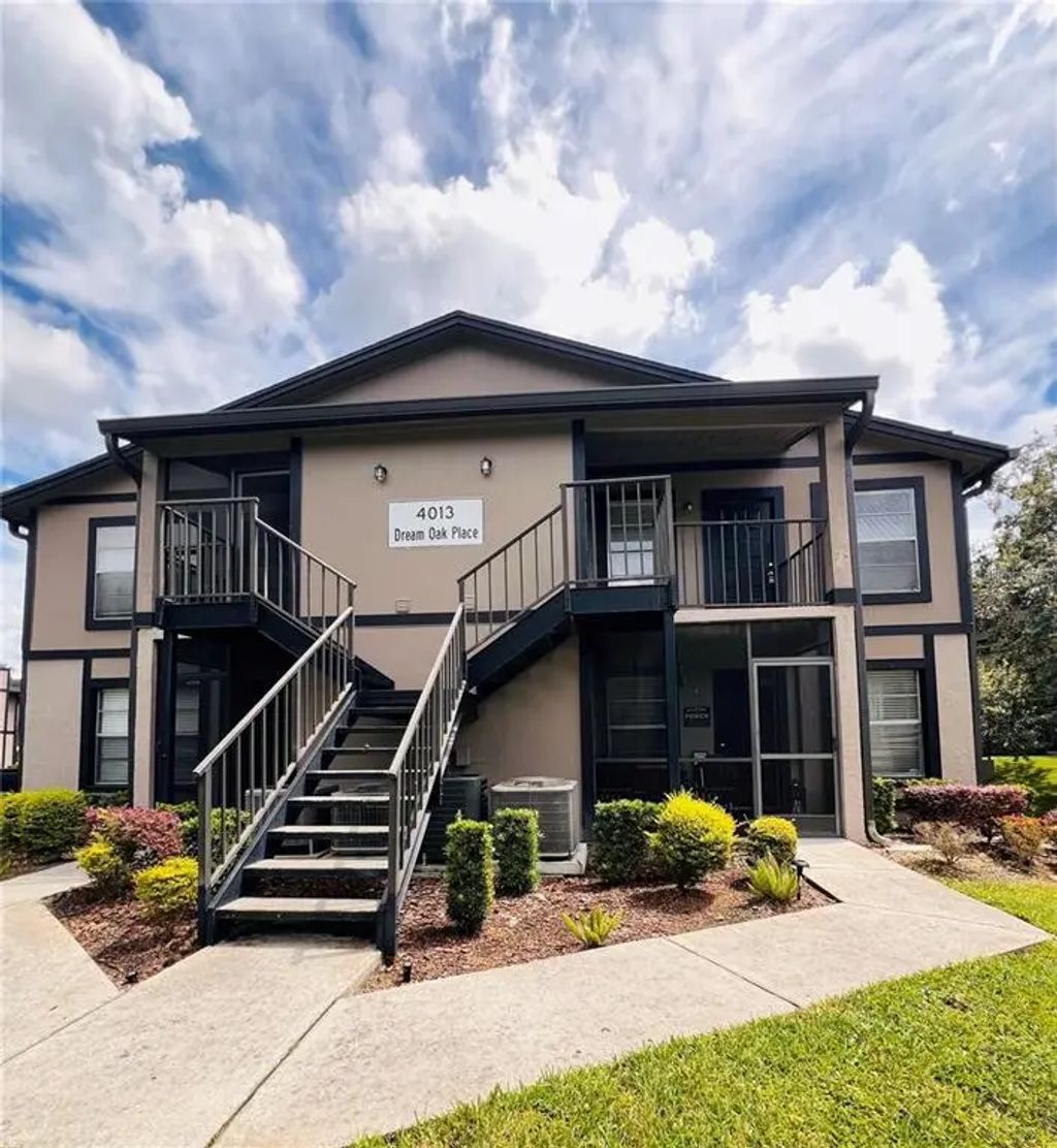 4013 Dream Oak Place 201, TAMPA