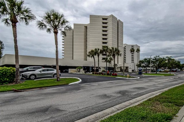 5940 Pelican Bay Plaza S 406, GULFPORT