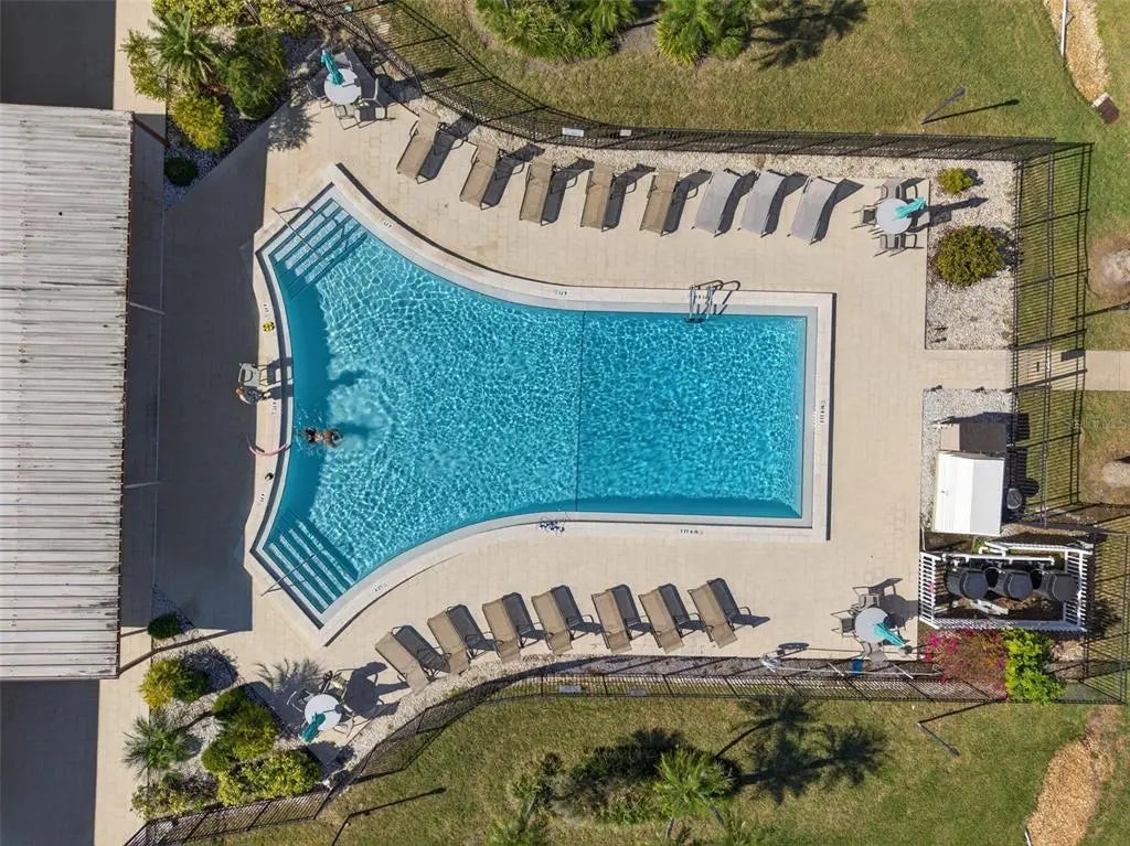 5080 Locust Street Ne 328, ST PETERSBURG