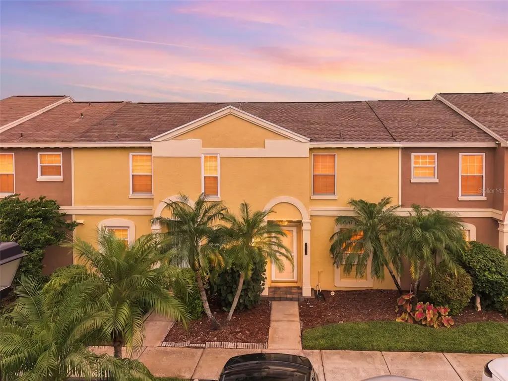 1514 Chateaux De Ville Court, CLEARWATER