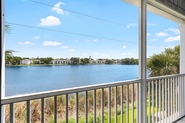 3226 Nautical Place S, ST PETERSBURG