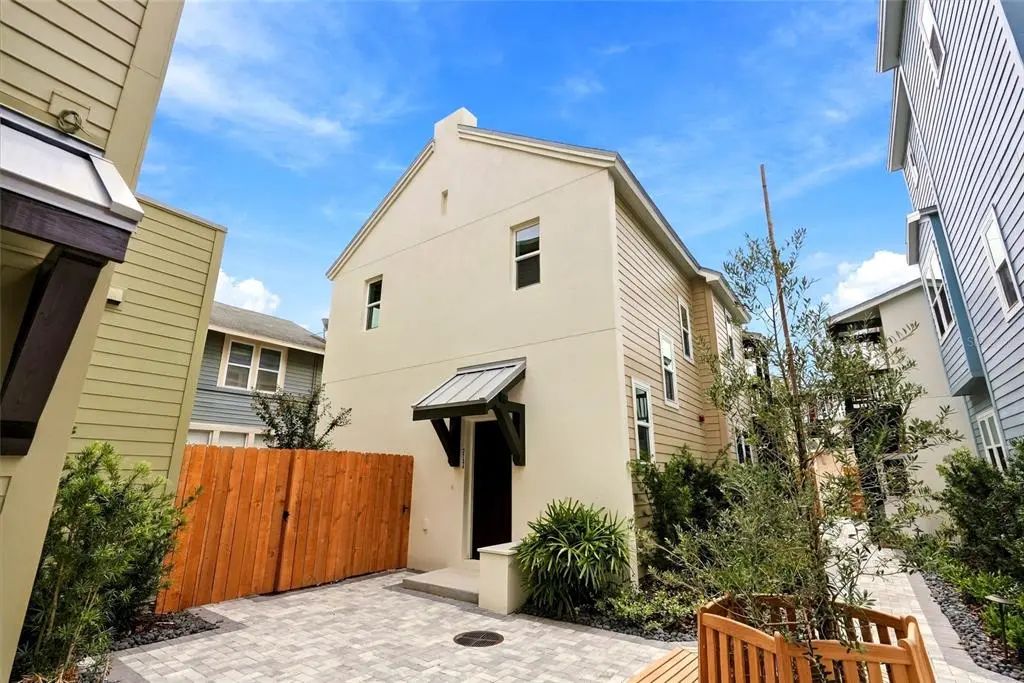 2534 1st Avenue N, ST. PETERSBURG