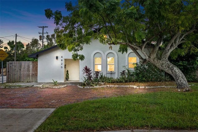 4920 30th Avenue N, ST PETERSBURG