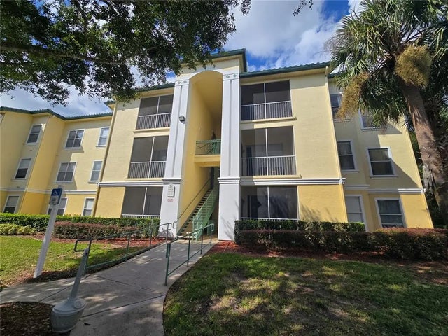 8921 Legacy Court 308, KISSIMMEE