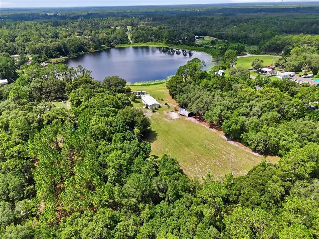 44144 Dollys Way, DELAND