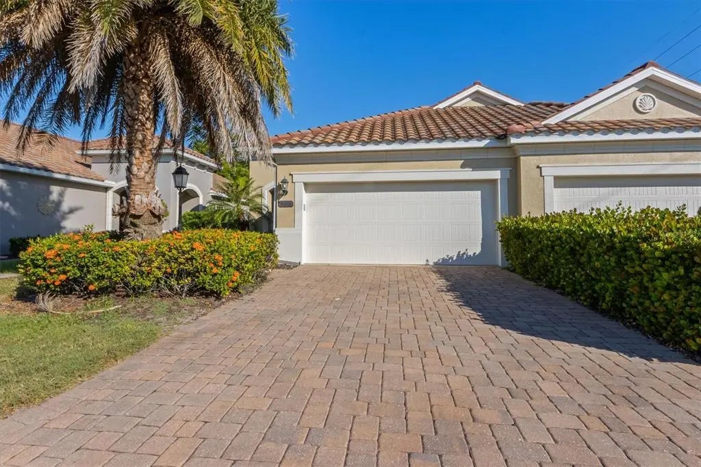 7104 Playa Bella Drive, BRADENTON