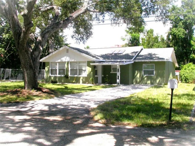 4939 Woodland Drive, ST PETERSBURG