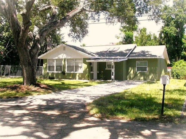 4939 Woodland Drive, ST PETERSBURG