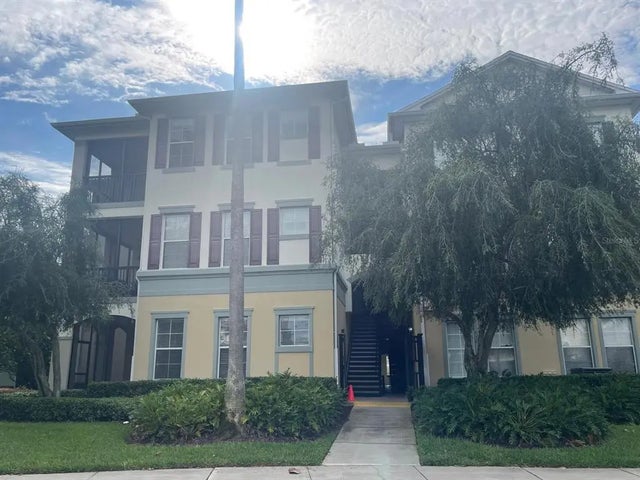 8180 Boat Hook Loop 321, WINDERMERE