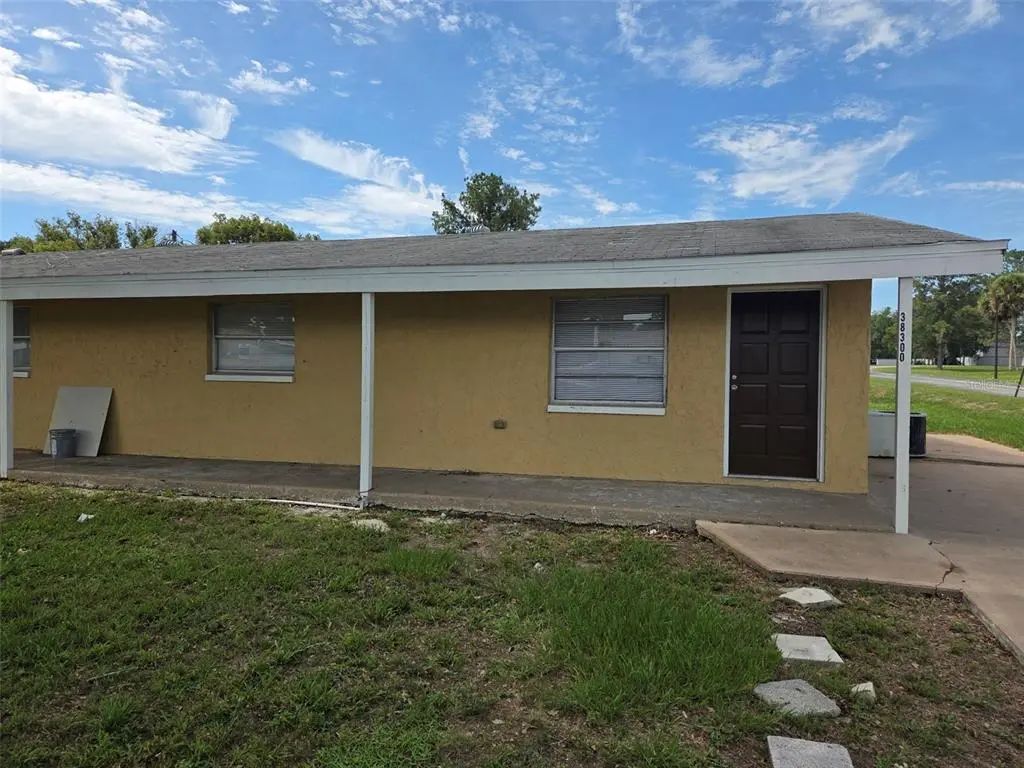 38300 Henry Drive, ZEPHYRHILLS
