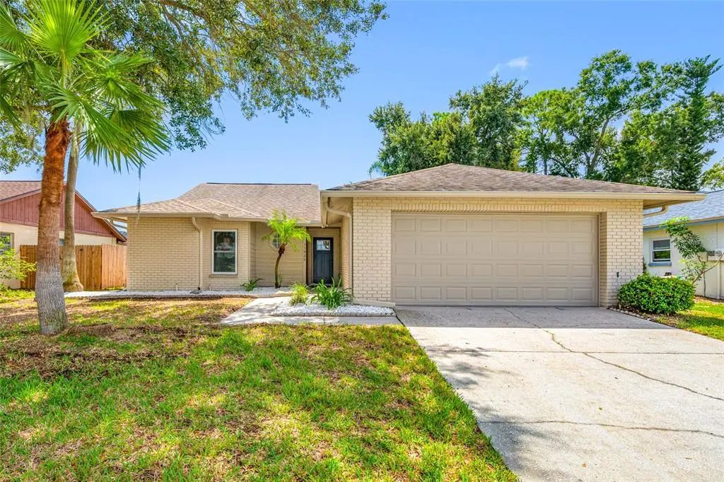 11925 Cedarfield Drive, RIVERVIEW